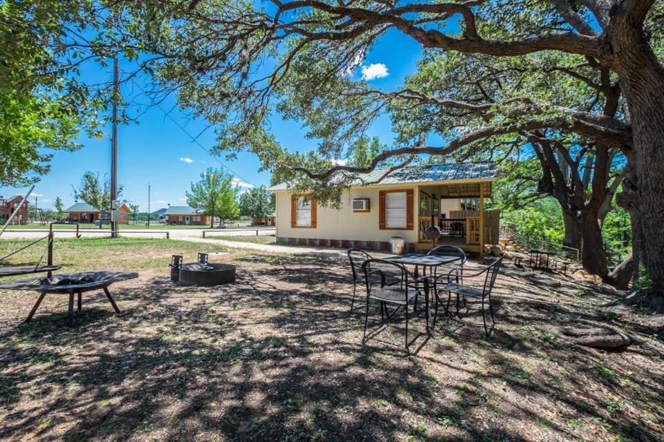 River Bluff Cabins Rio Frio 외부 사진