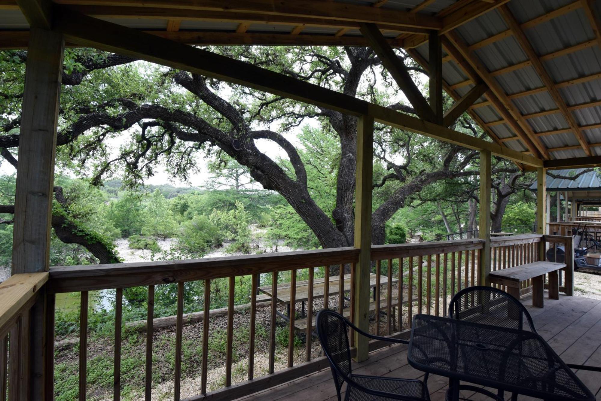 River Bluff Cabins Rio Frio 외부 사진