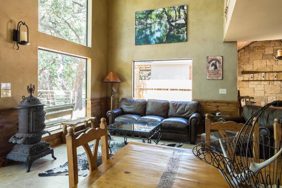River Bluff Cabins Rio Frio 객실 사진